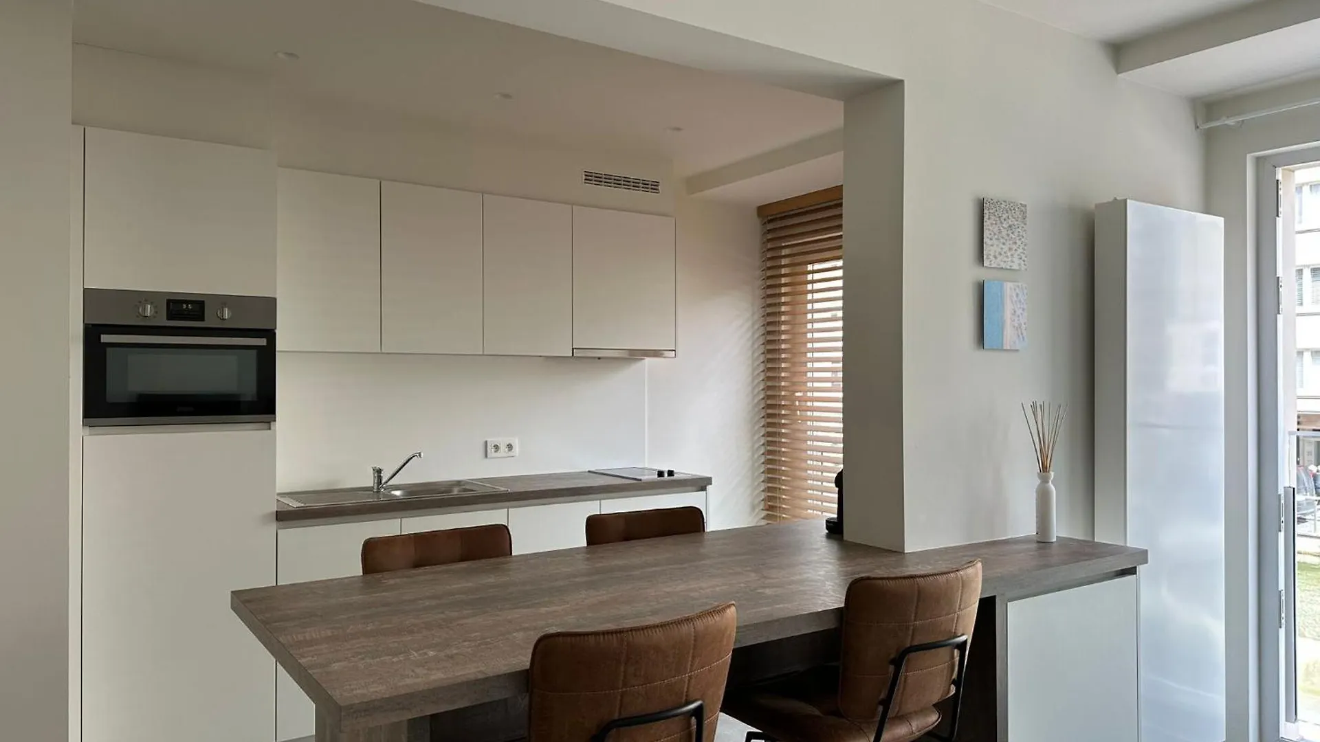 Renewed Luxurious Apartment At Casino Oostende